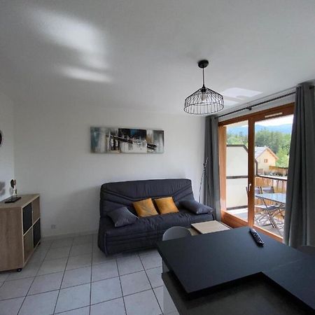 Saint-Sauveur  Appartement Situe A Cote Du Lac De Serre Poncon מראה חיצוני תמונה